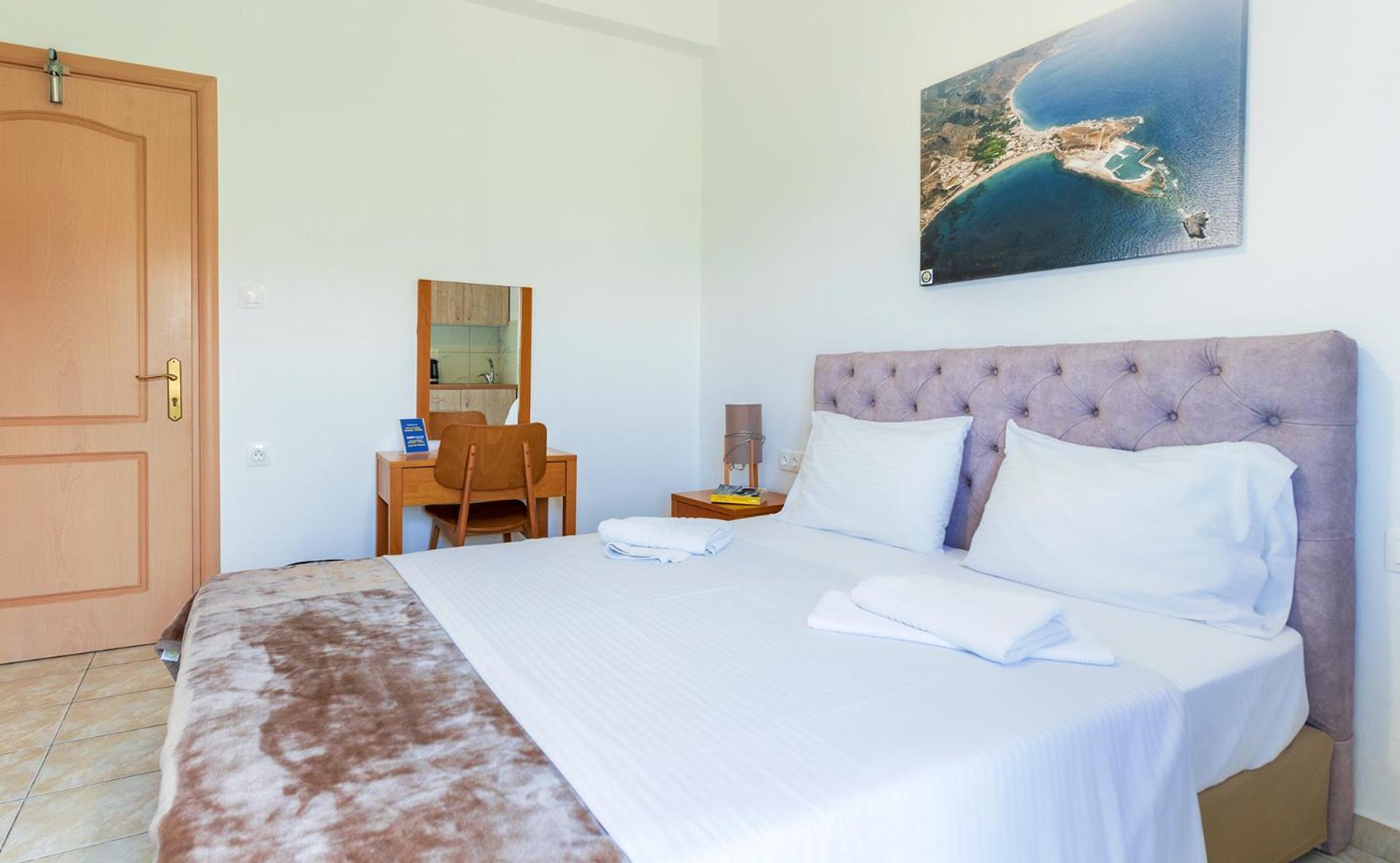 Hotel Oriental Bay Palaiochora Zewnętrze zdjęcie