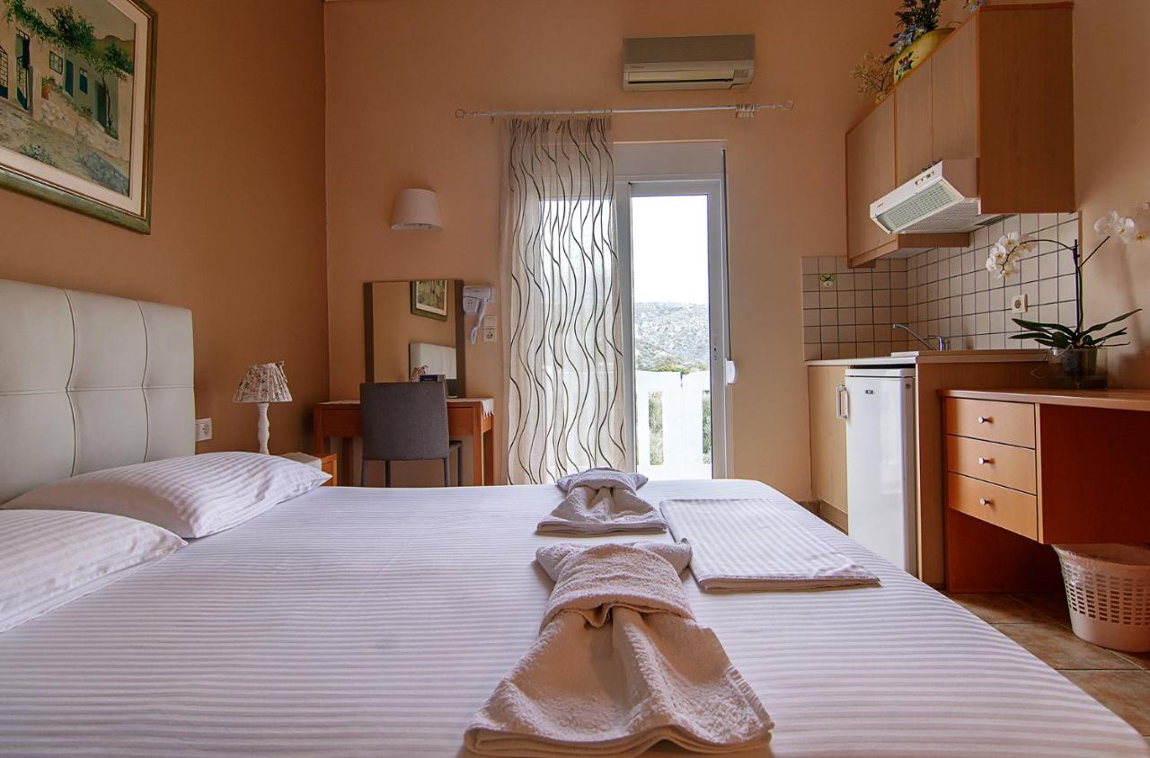 Hotel Oriental Bay Palaiochora Zewnętrze zdjęcie
